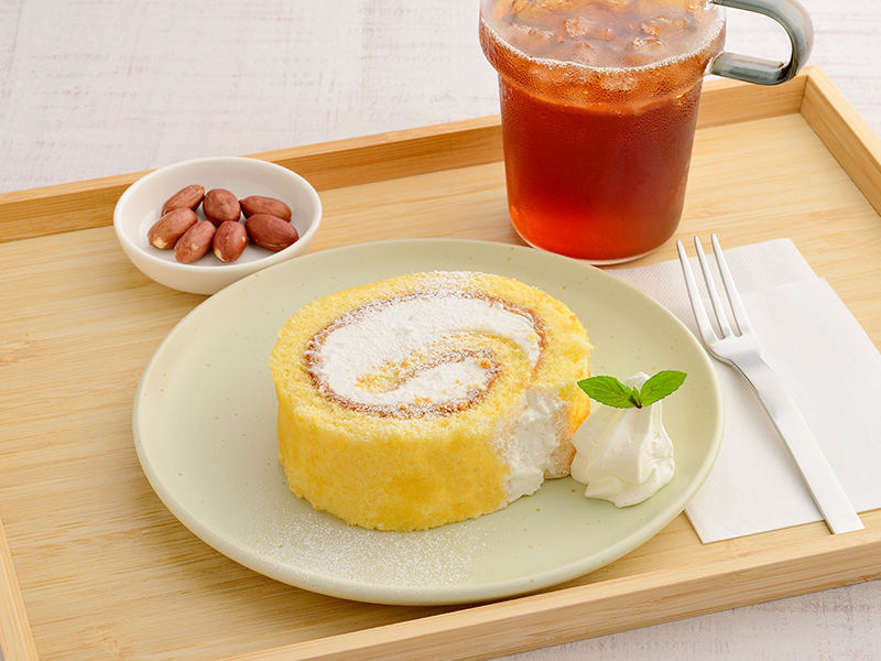 ピーナッツロールケーキ